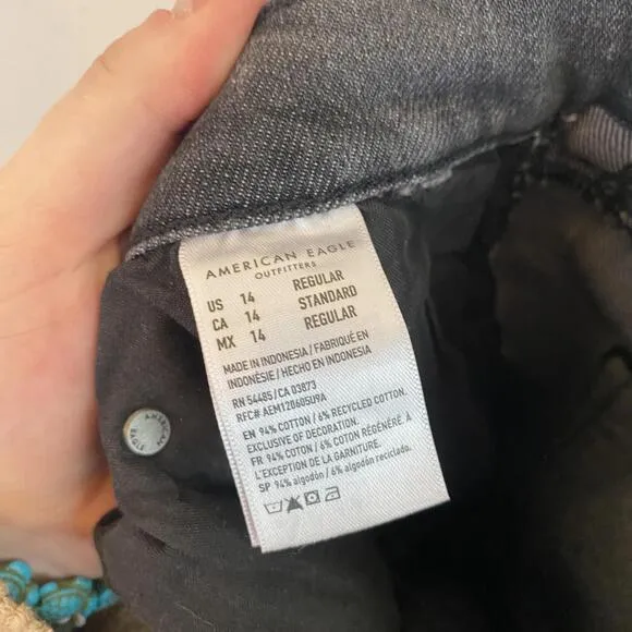 AMERICAN EAGLE dark gray wide leg baggy jeans
