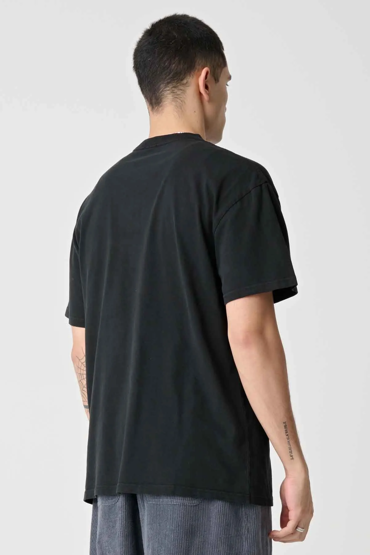 BANANA TEE - PIGMENT BLACK