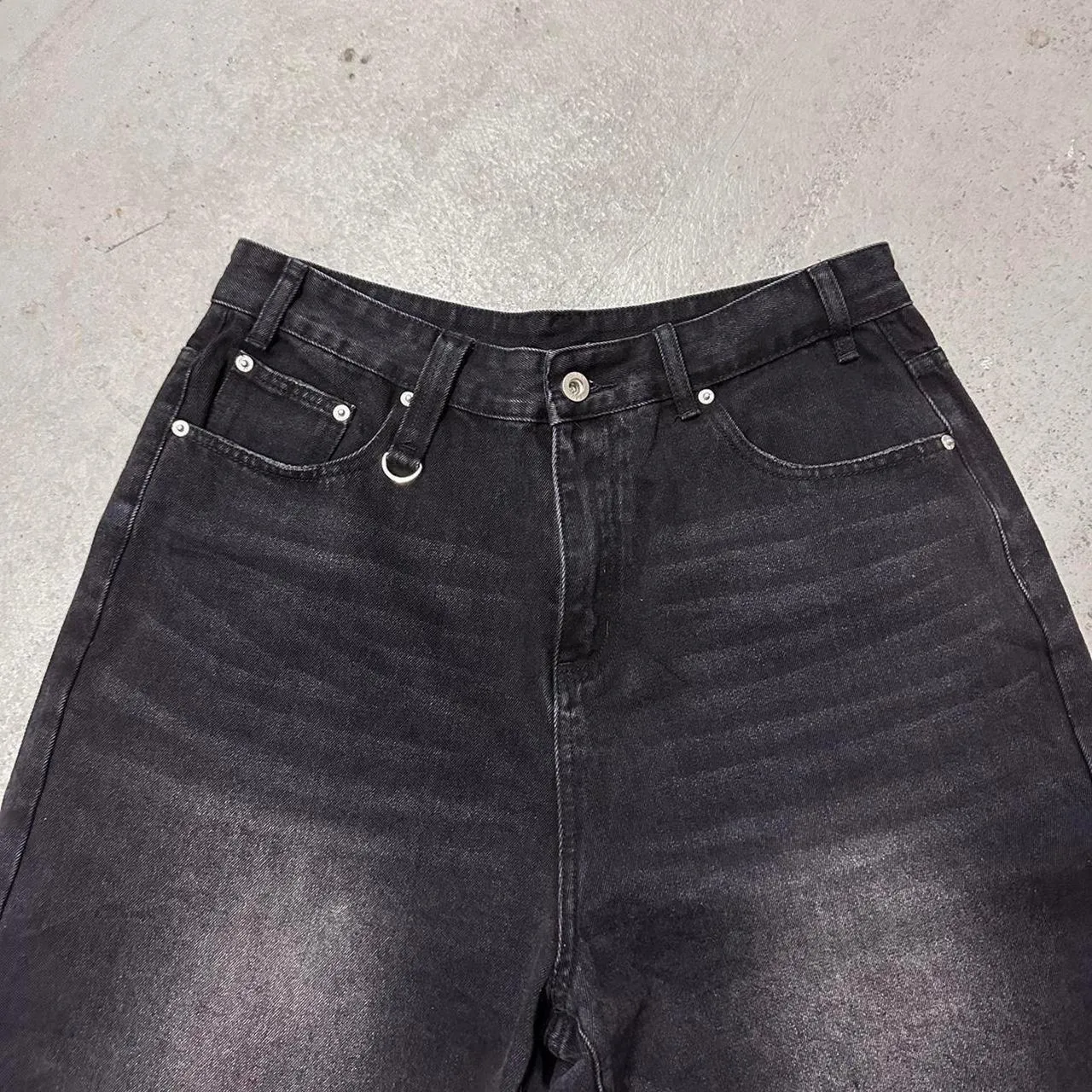 BLACK FADE SHORTS
