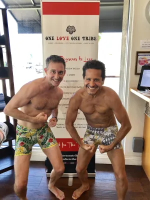BOYS SHORTS LR TAHITIAN LOVE/GONE BANANAS