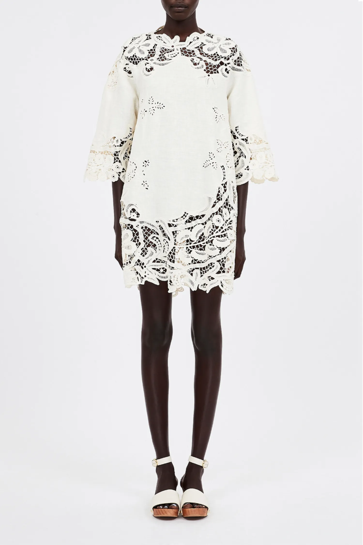 Brinna Botanical Linen Lace Trim Tunic