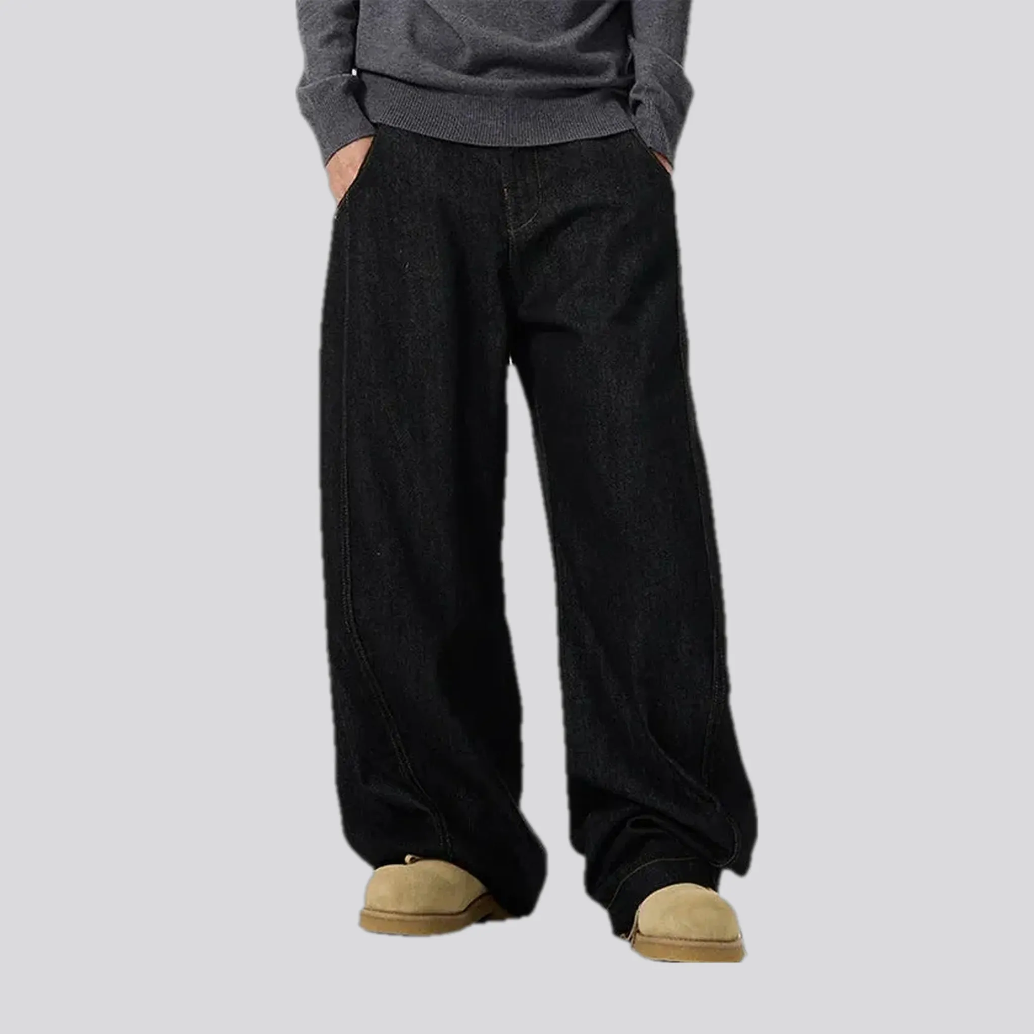 Fashionable slouchy men's jeans