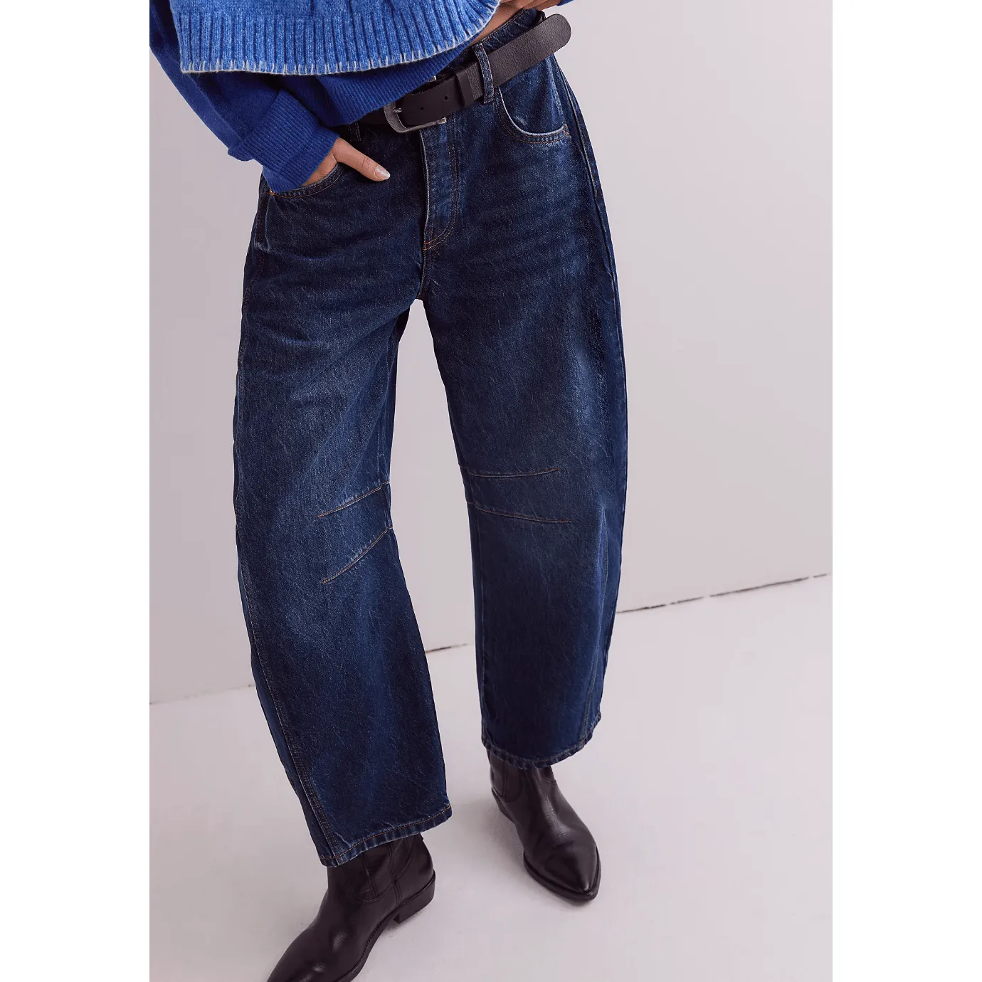 Good Luck Mid-Rise Barrel Jeans
