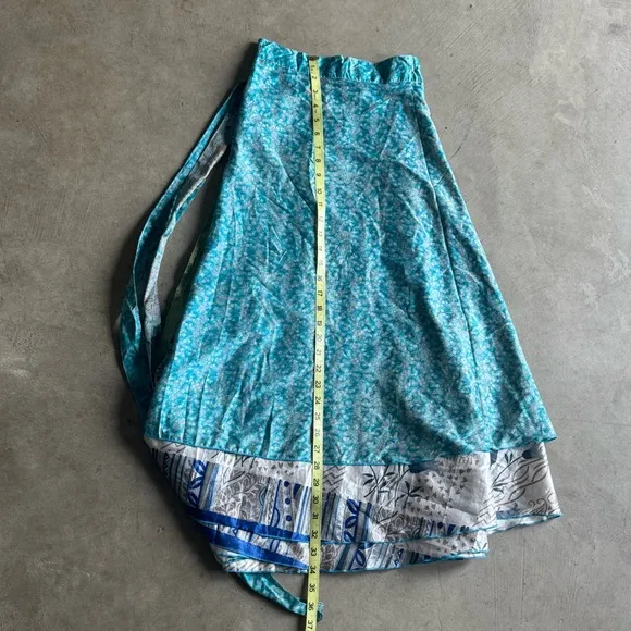 Indian wrap reversible skirt. Multicolor Patterned Women's Skirt Maxi (L)