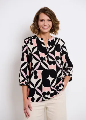 Long tunic with 3/4 sleeves and graphic pattern
