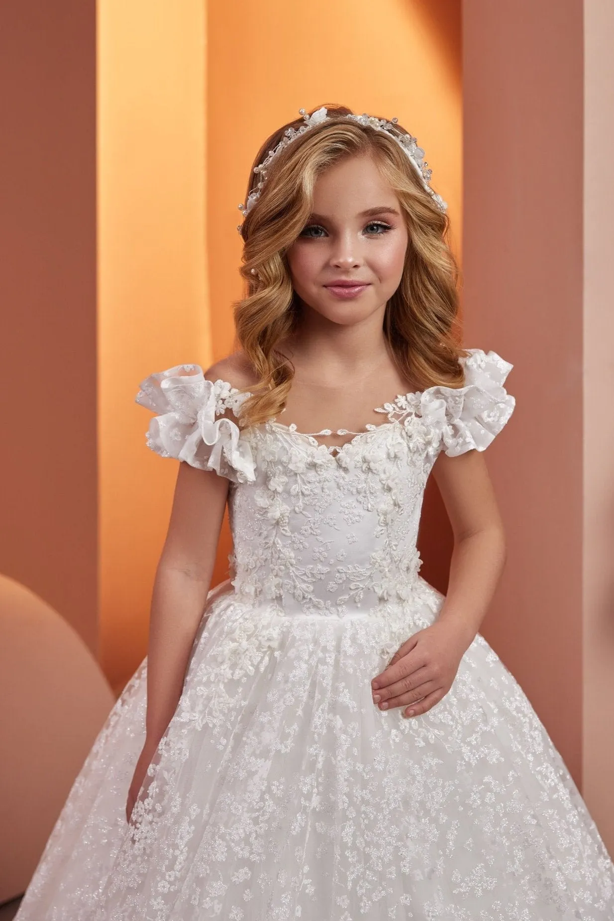 Luxurious Floral Lace Princess Dress with Ruffles and Train