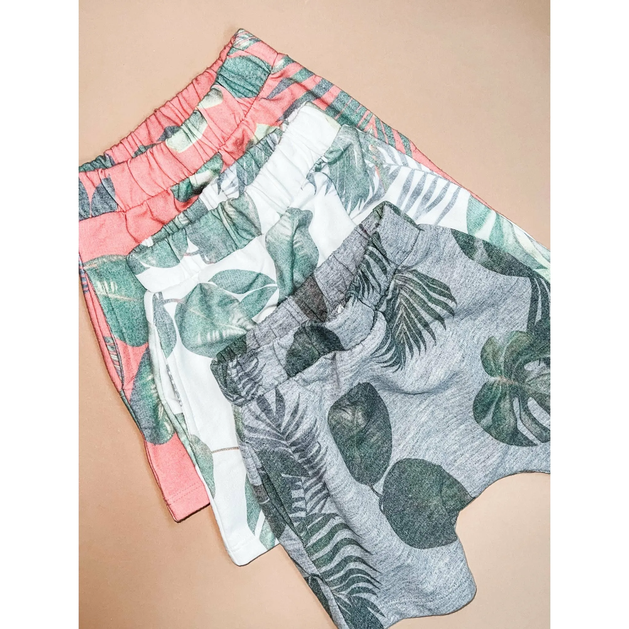 Memphis-Palm Shorts | Creme