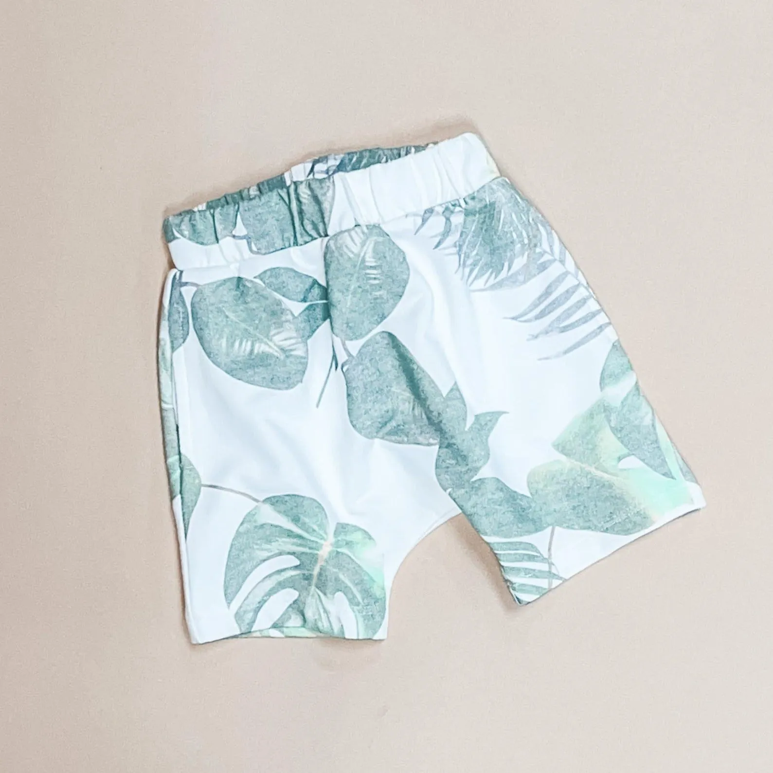Memphis-Palm Shorts | Creme
