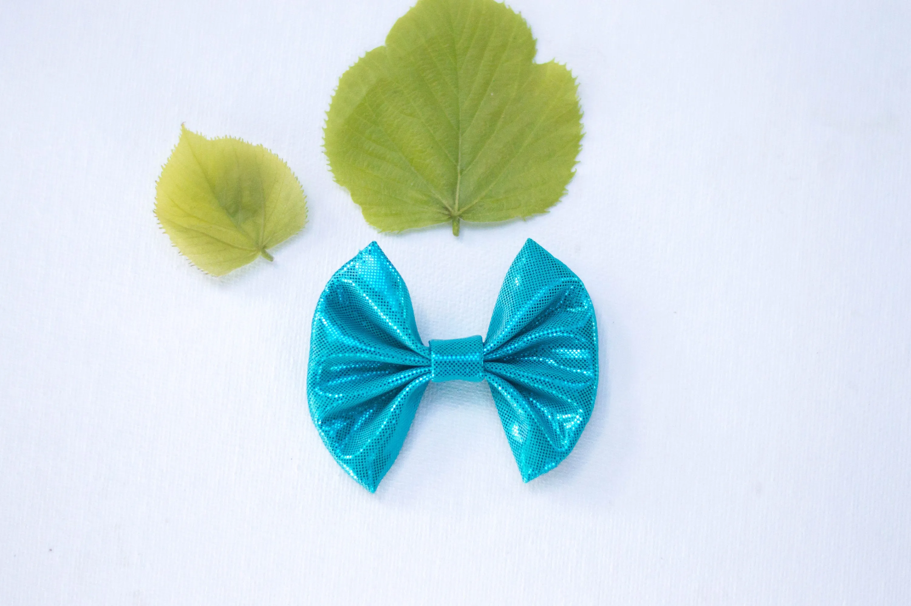 Mermaid blue shimmer // 3 inches // summer