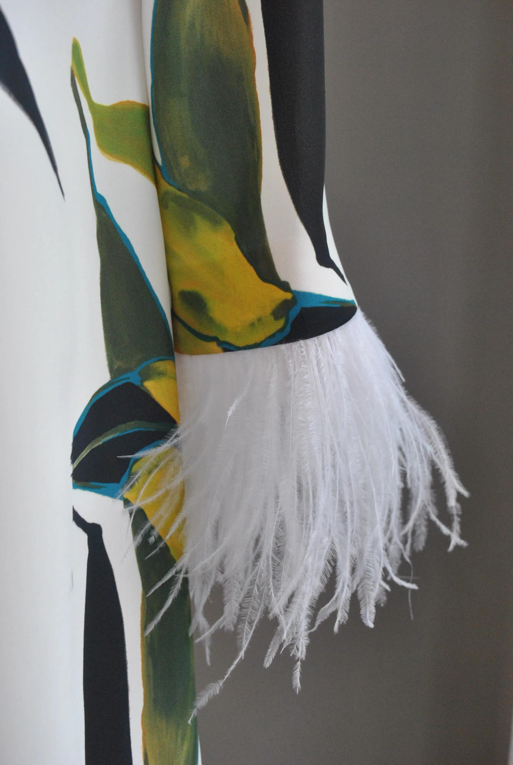 MULTICOLOR TUNIC WITH FEATHERS