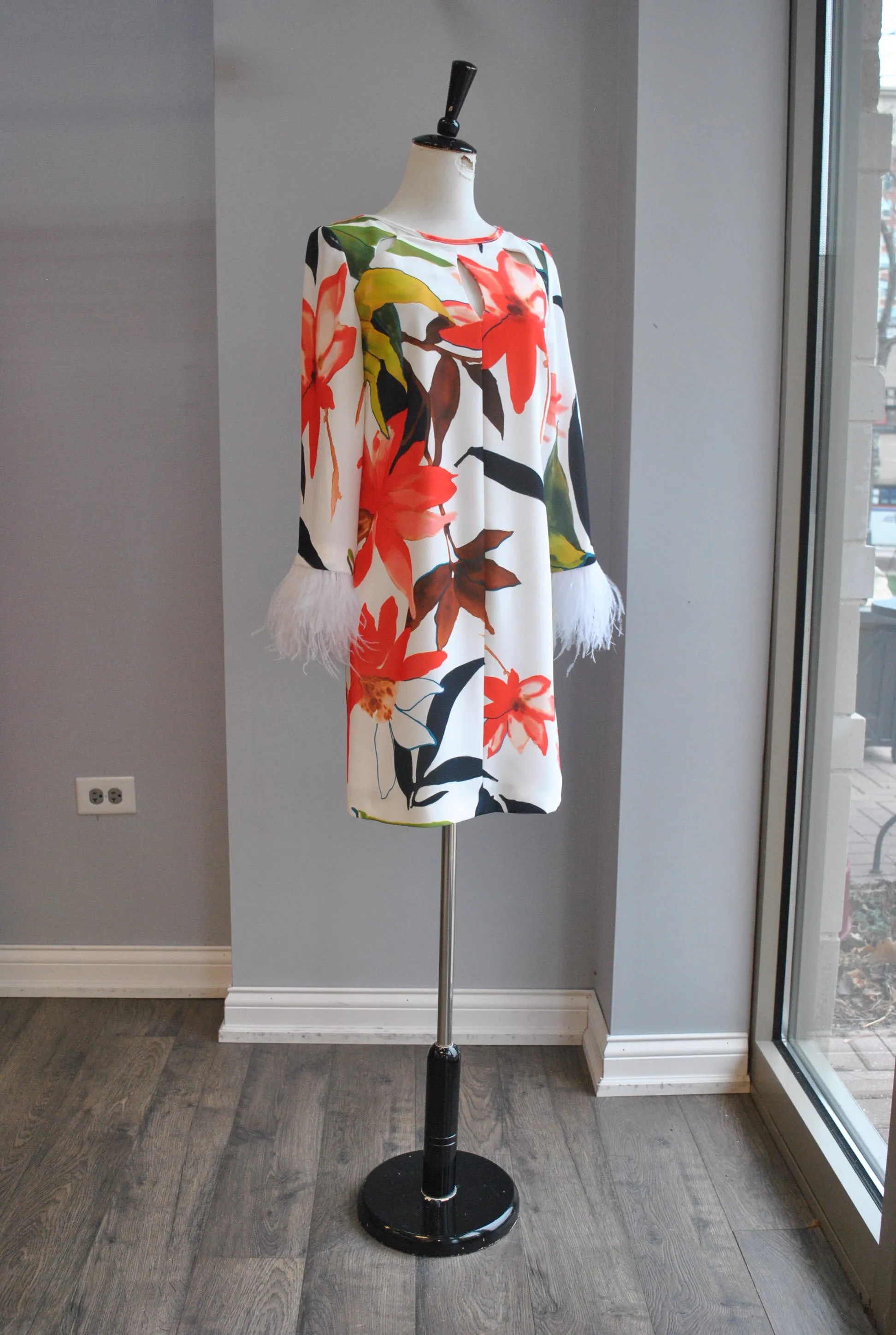 MULTICOLOR TUNIC WITH FEATHERS