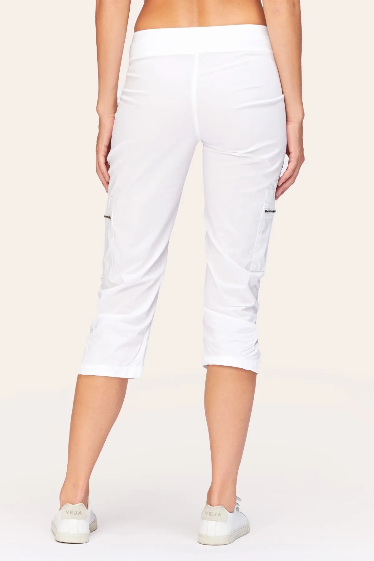 Nadia Crop