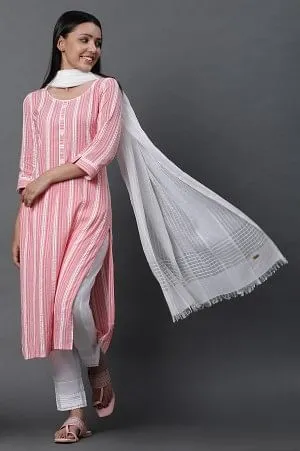Peach Seer Sucker Kurta, Trousers and Dupatta Set