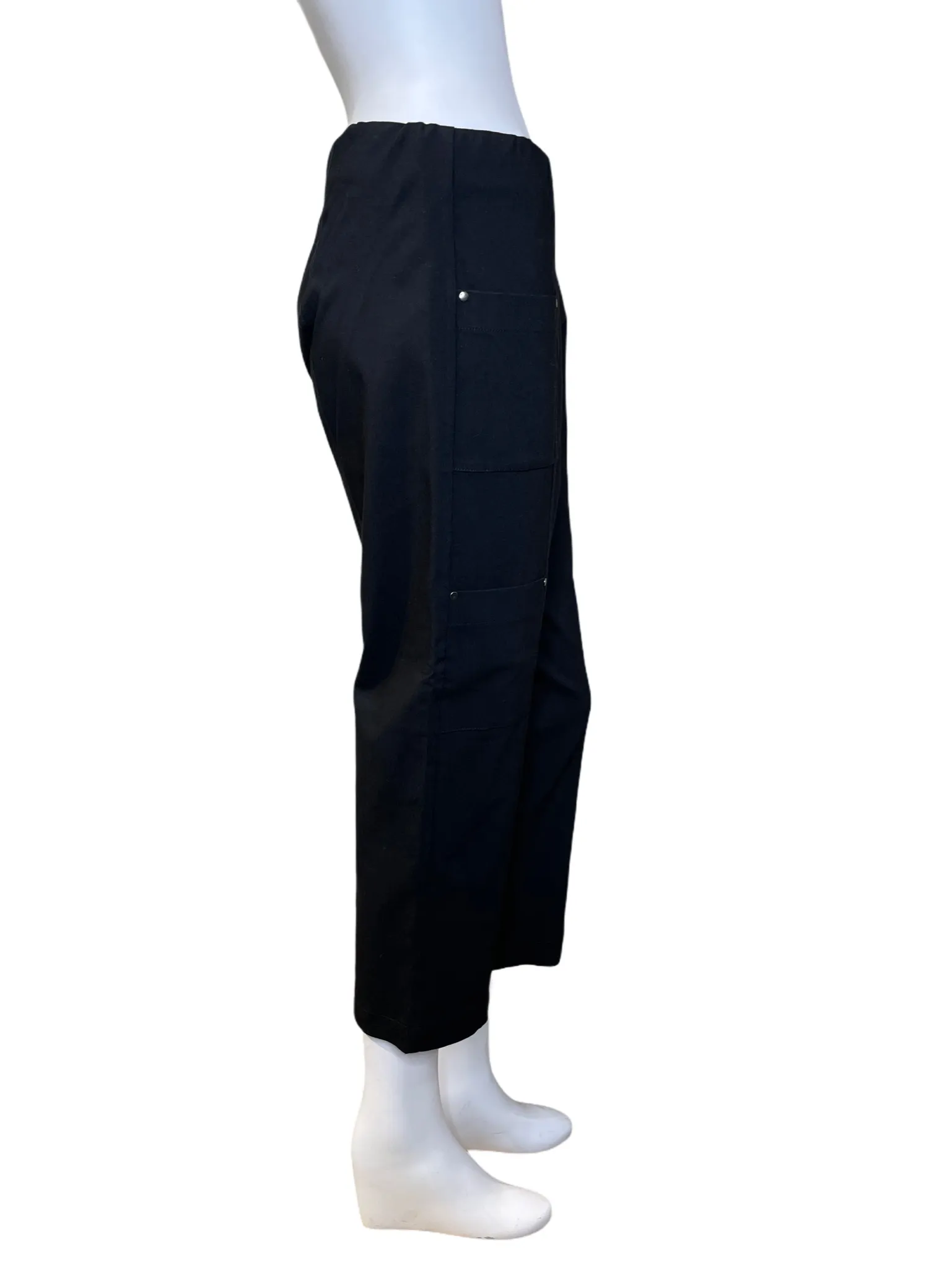 Pull On Pant with Cargo Pocket Detail