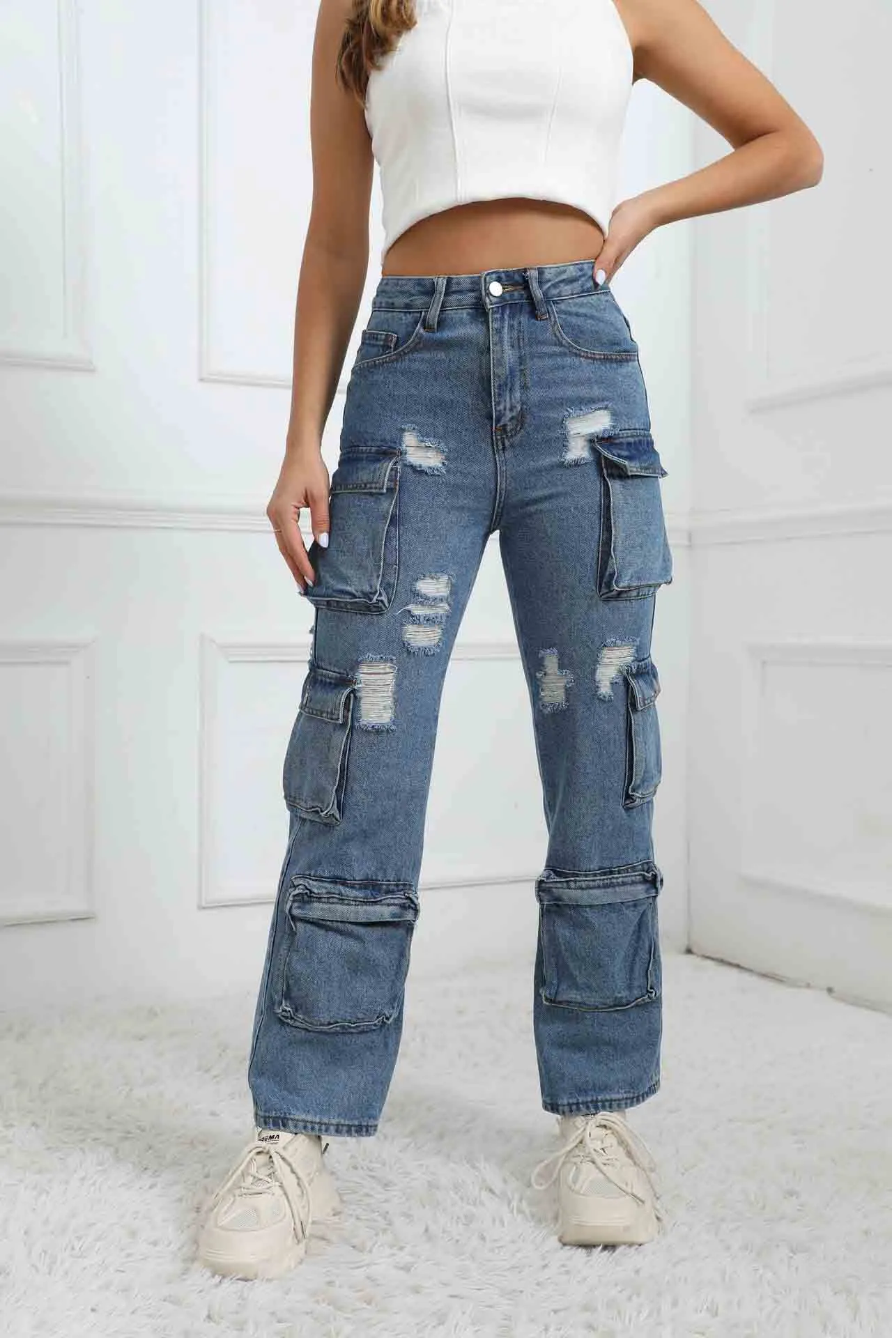 Ripped jeans with pockets-D560 | Inspanda