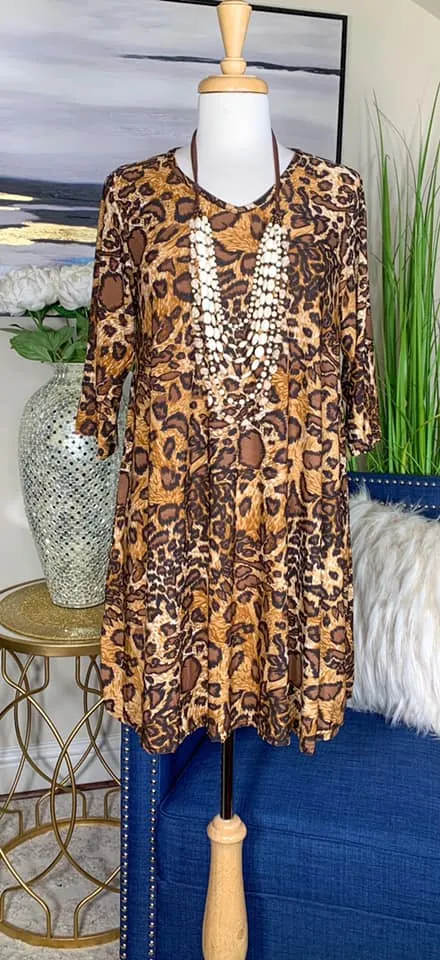 S/M/L/XL : Tan & Brown Leopard Flutter Tunic