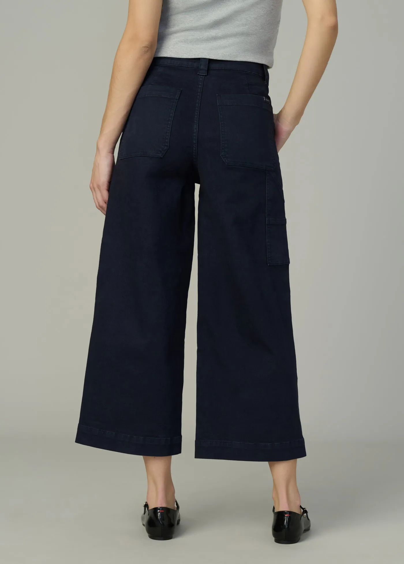 THE CHLOE UTILITY WIDE LEG CROP