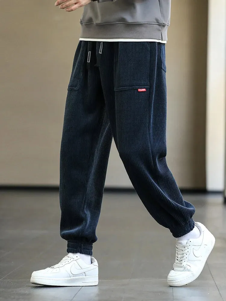 TrendyWear Corduroy Jogginghose für Männer - Streetwear Komfort in Übergröße