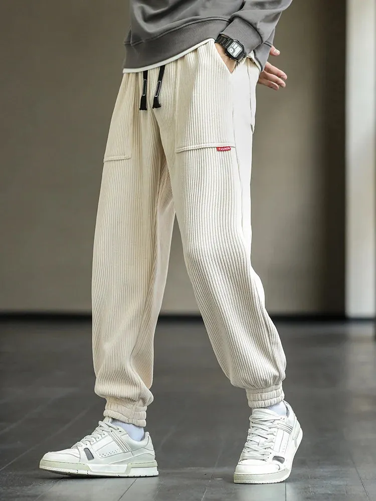 TrendyWear Corduroy Jogginghose für Männer - Streetwear Komfort in Übergröße