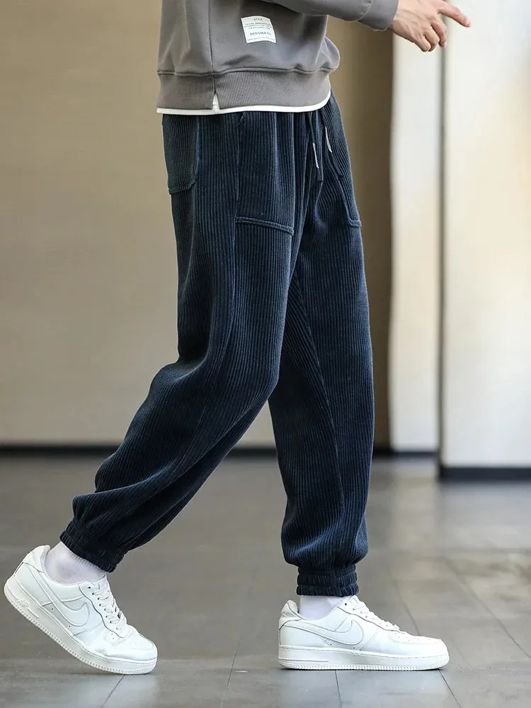 TrendyWear Corduroy Jogginghose für Männer - Streetwear Komfort in Übergröße