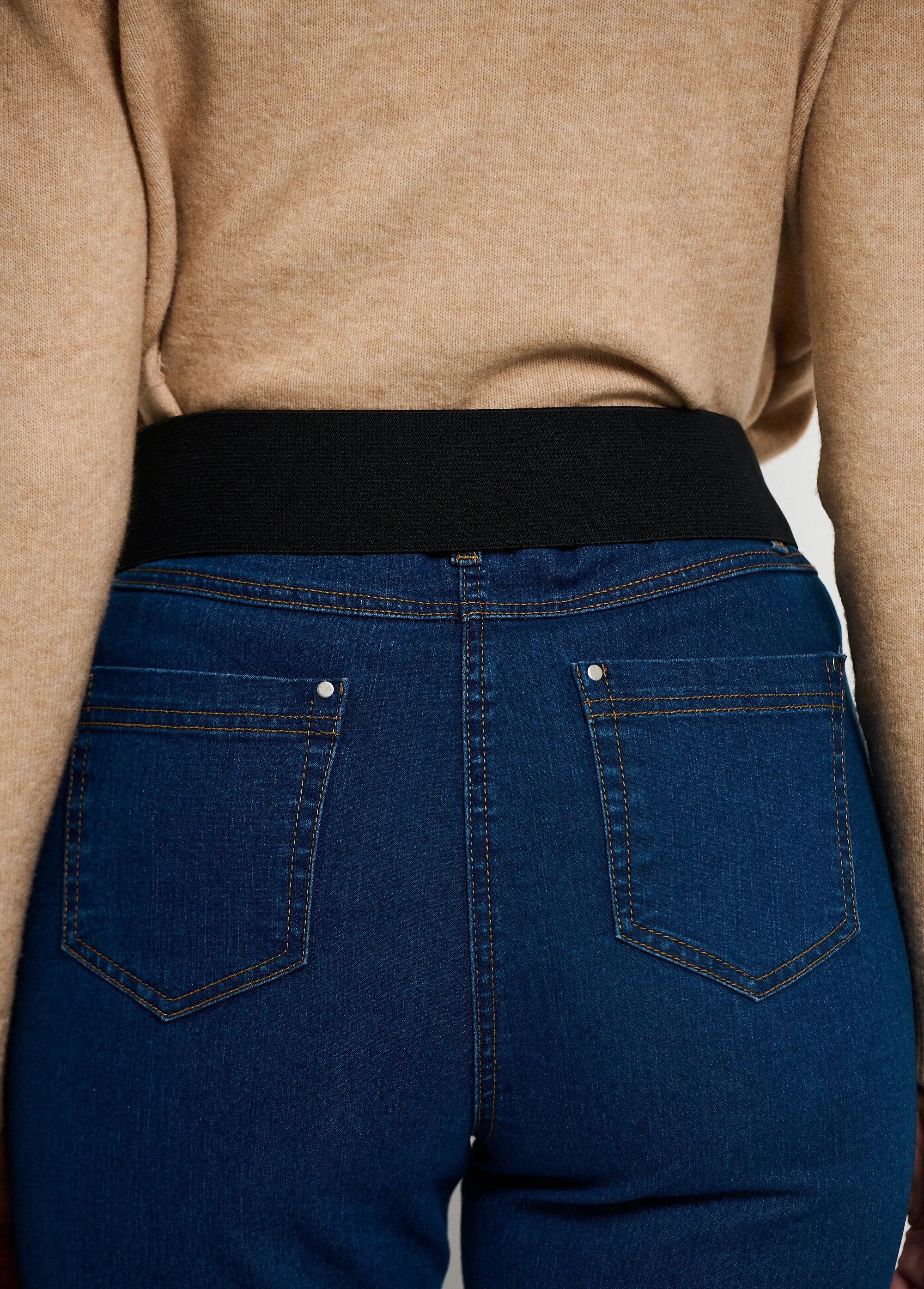 Wide fancy belt with square buckle