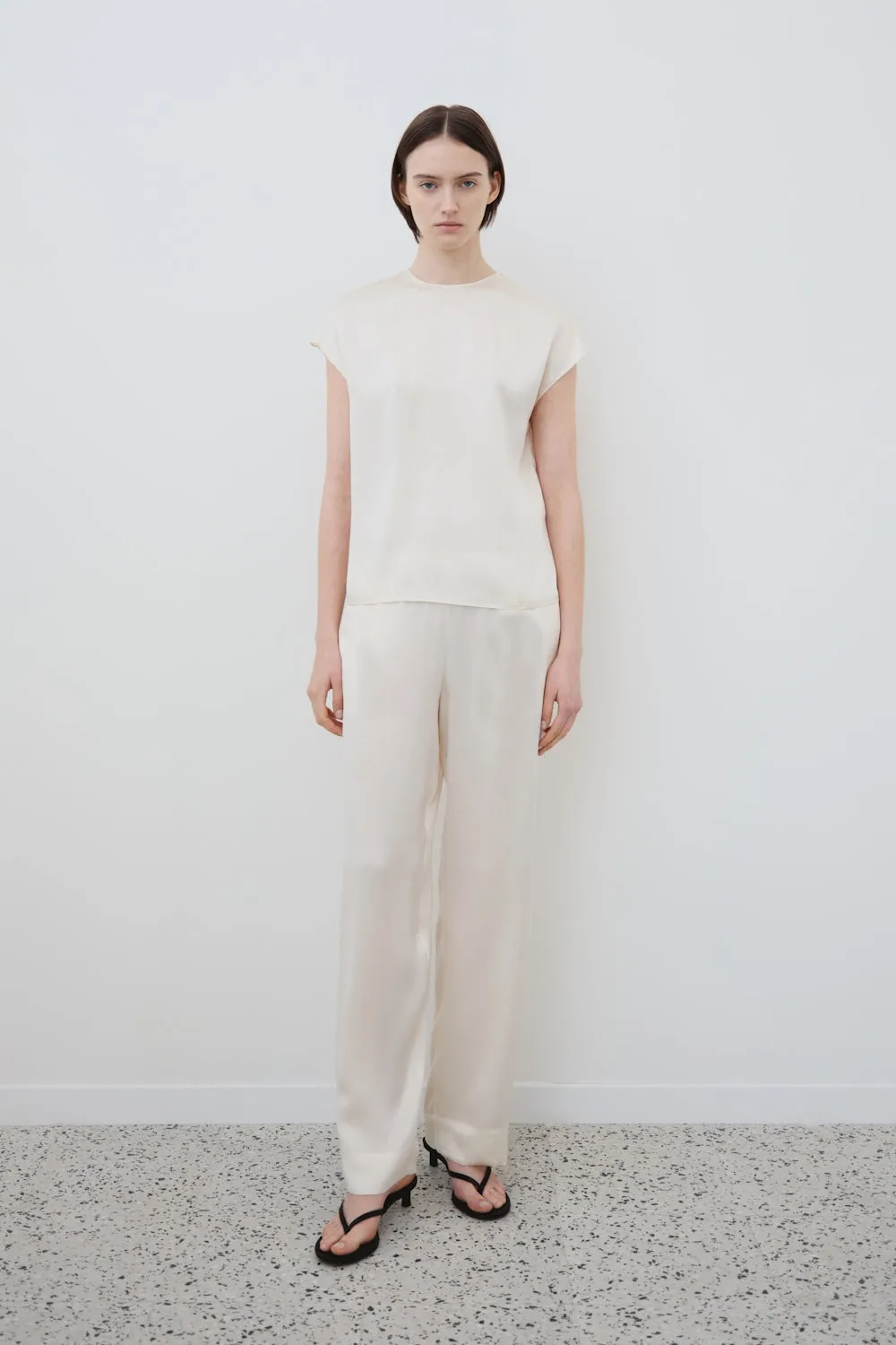 ZENO ALMOND: ORGANIC SILK TROUSERS | SAMPLE